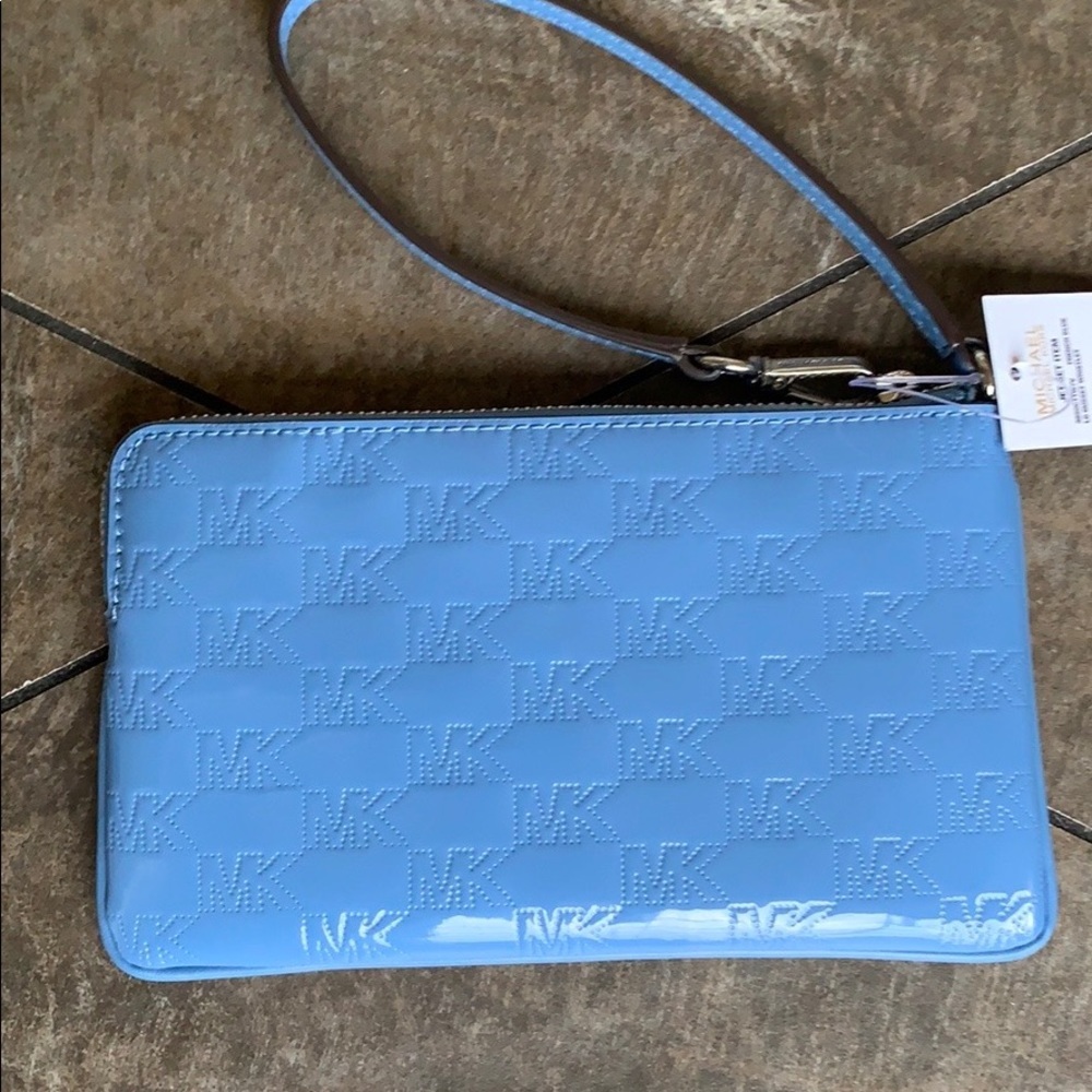 MICHAEL KORS JET SET ITEM LG GUSSET WRISTLET - Picture 6 of 16